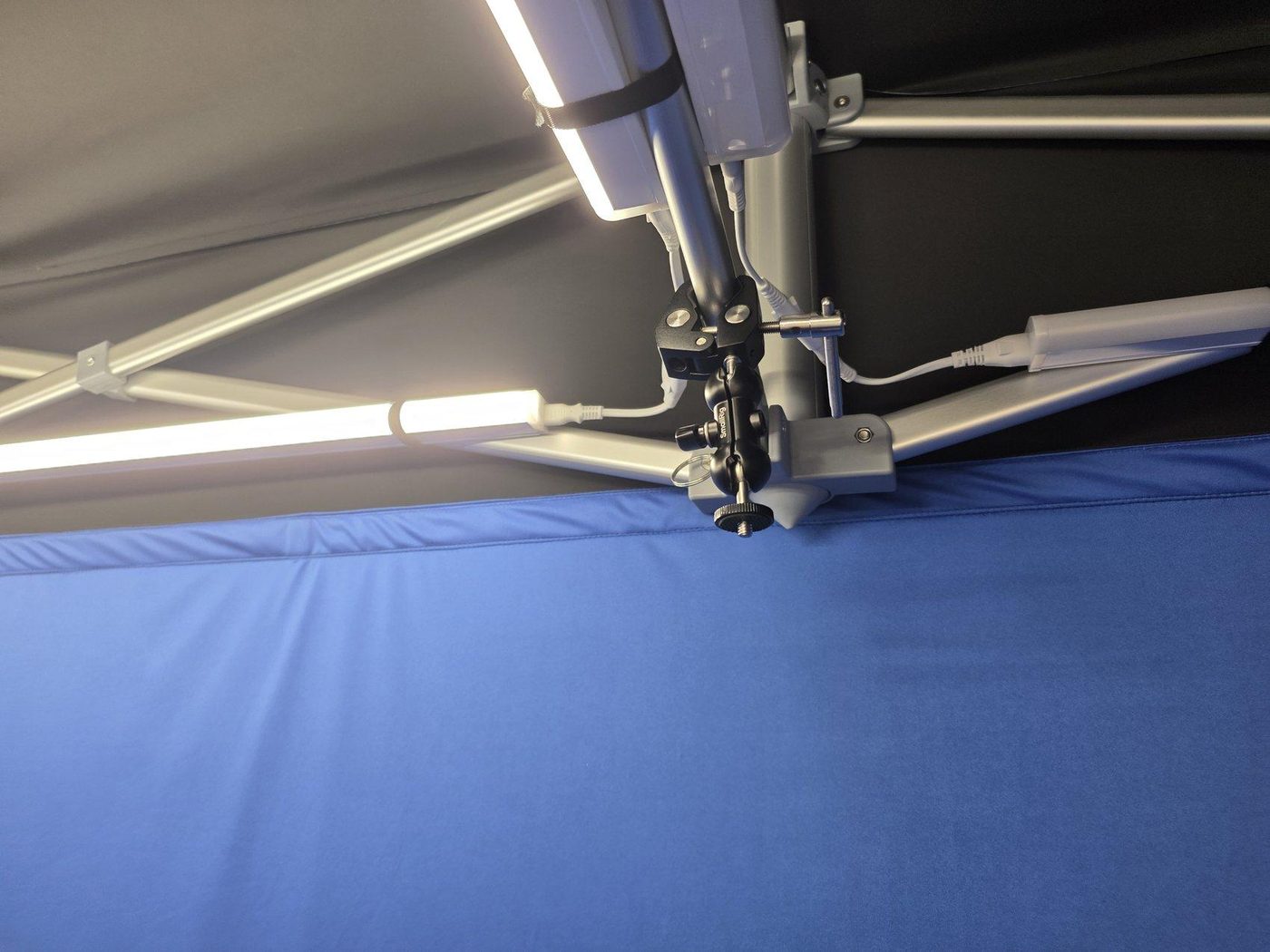 Camera mount wide view