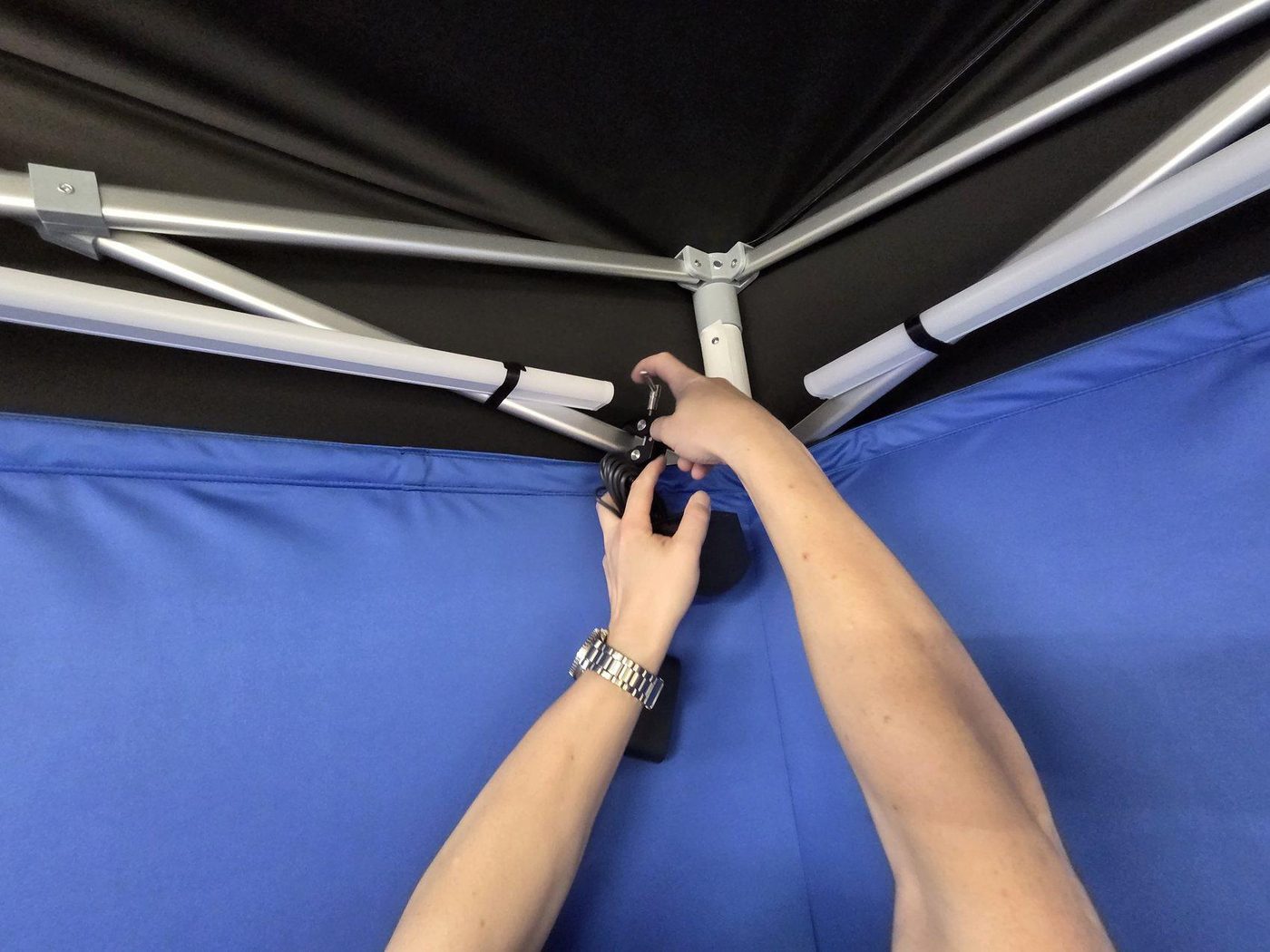 Mounting point detail